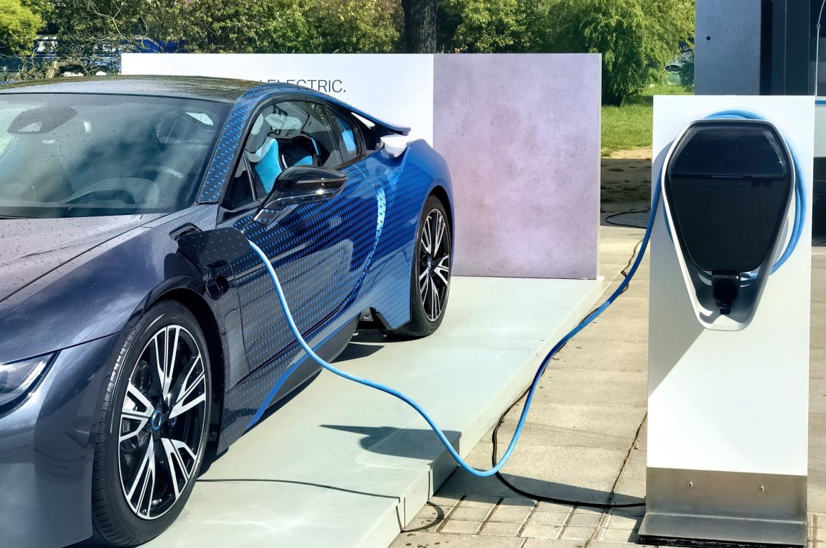 stock-image-282577324-l-2015-min (3).jpg